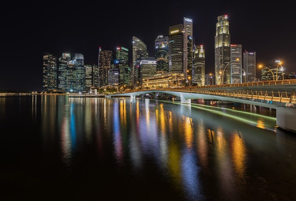 Singapore, Tokyo, Madrid: closer to your audience